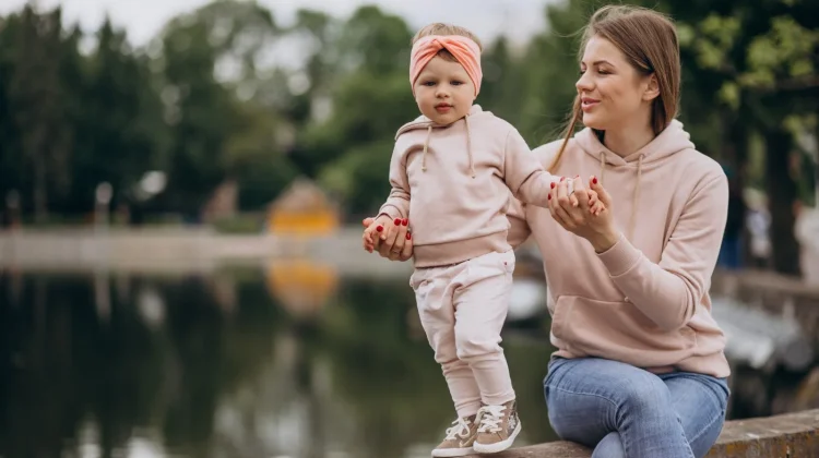 Kenali Perbedaan Baby Blues dan Depresi Postpartum pada Ibu