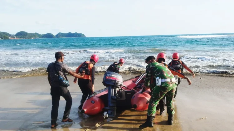 Remaja Asal Pidie Hilang Terseret Arus di Pantai Pulau Kapuk Lhoknga