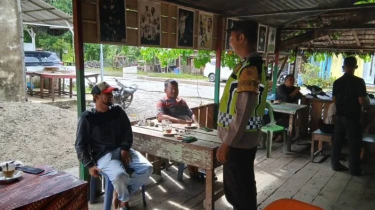 Personel Polsek Teunom Laksanakan Patroli Kamtibmas