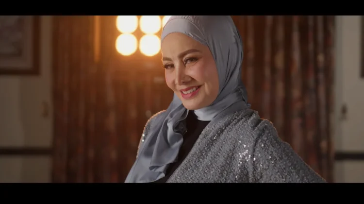 Cici Faramida Comeback lewat Remake "Jangan Tunggu Lama-Lama"
