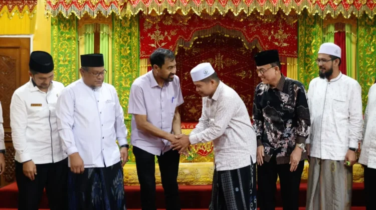 Mualem Sambut Kunjungan Silaturahmi Pimpinan MPU Aceh