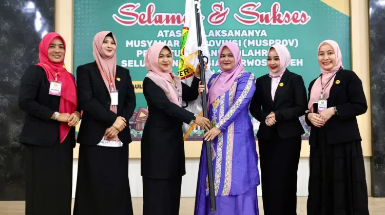 Mukarramah Terpilih Aklamasi Pimpin PERWOSI Aceh Periode 2026–2030