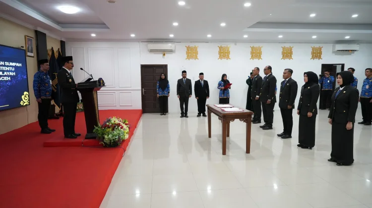 Kakanwil Kemenkum Aceh Lantik Lima Pejabat JFT