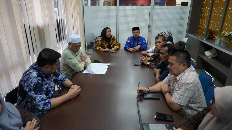 Kemenkum Aceh Bedah Draf Rancangan Qanun Dayah Pidie Jaya