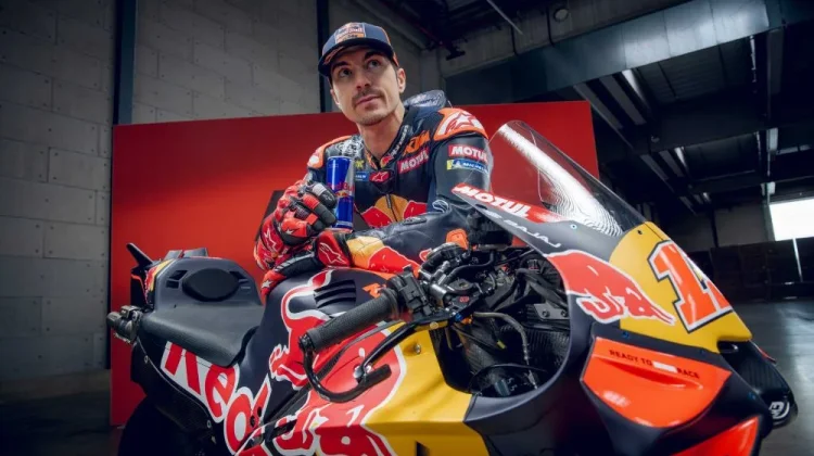 Masa Depan Tak Pasti, Vinales Tunggu Keputusan KTM