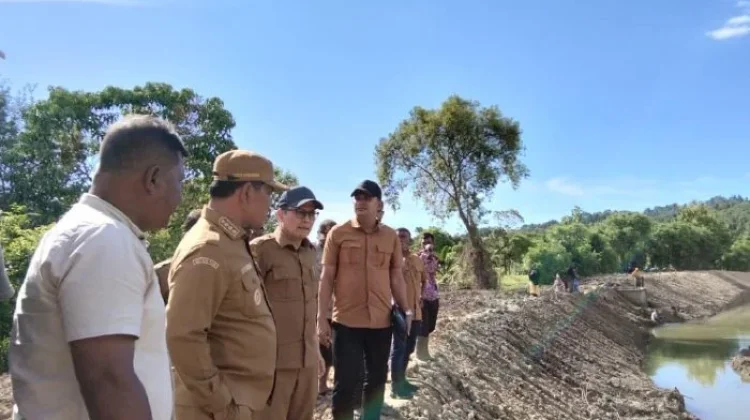 Pemkab Aceh Besar Tinjau Embung Swadaya di Lam Aling