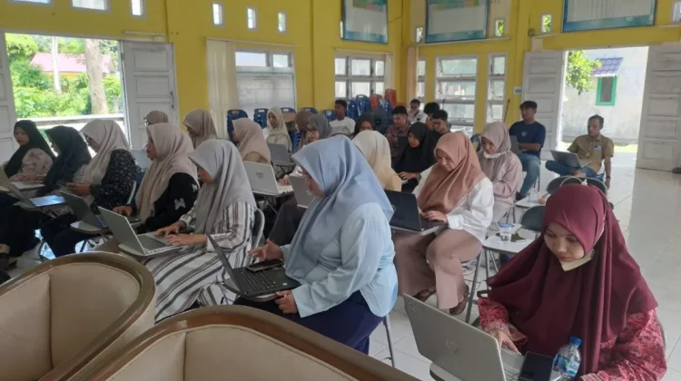 Kecamatan Peukan Bada Gelar Pelatihan Pemanfaatan Website Desa