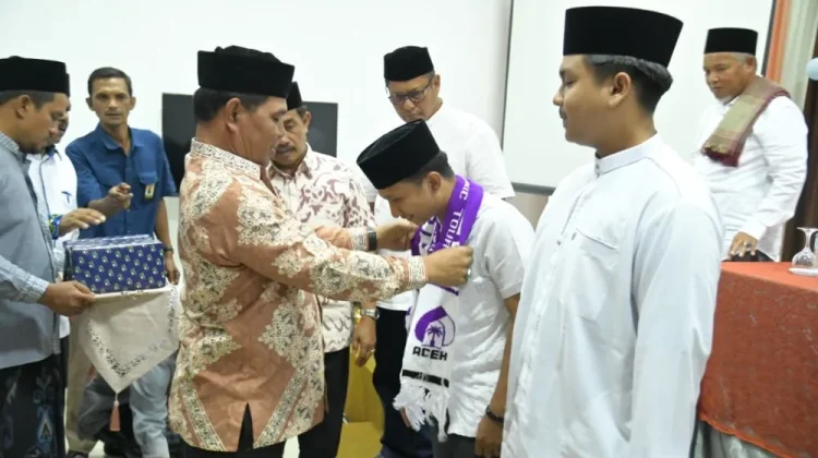 Pemkab Aceh Besar Umrahkan Juara MTQ dan MQK