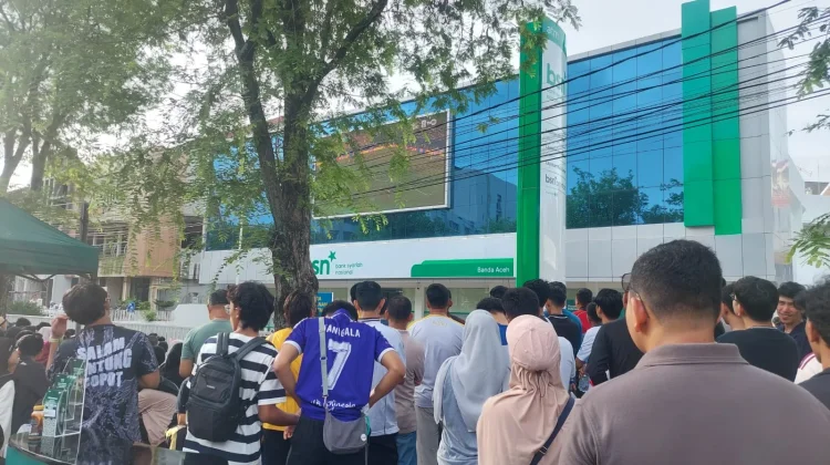 Ratusan Warga Padati CFD Nonton Bareng Piala Dunia