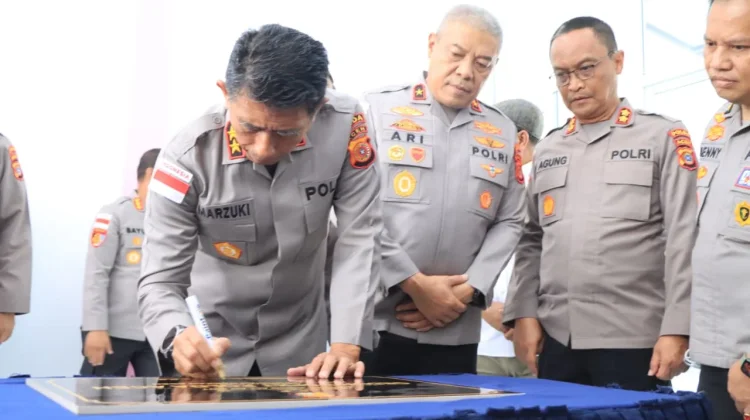 Klinik Pratama Bhayangkari, Gedung Bidang Propam, dan SPKT Polda Aceh Diresmikan