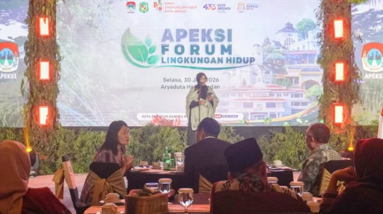 Illiza Serukan Percepatan Penurunan Emisi pada APEKSI Forum di Medan