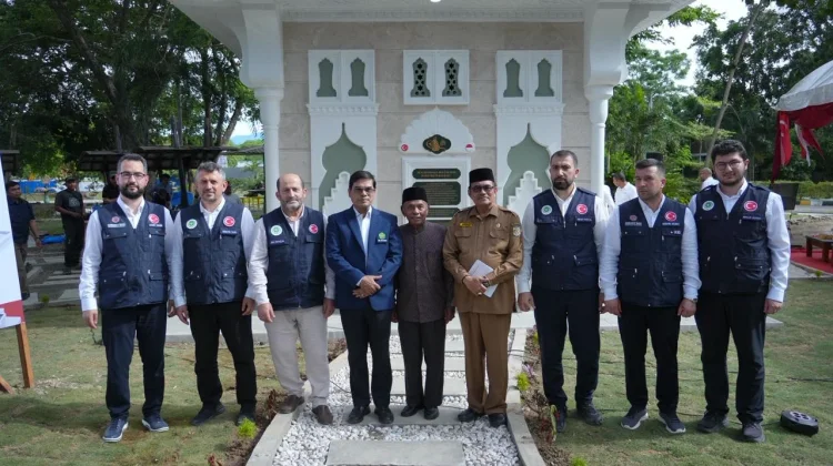 UIN Ar-Raniry Resmikan Anjungan Air Minum Wakaf Kolaborasi Indonesia -Turki