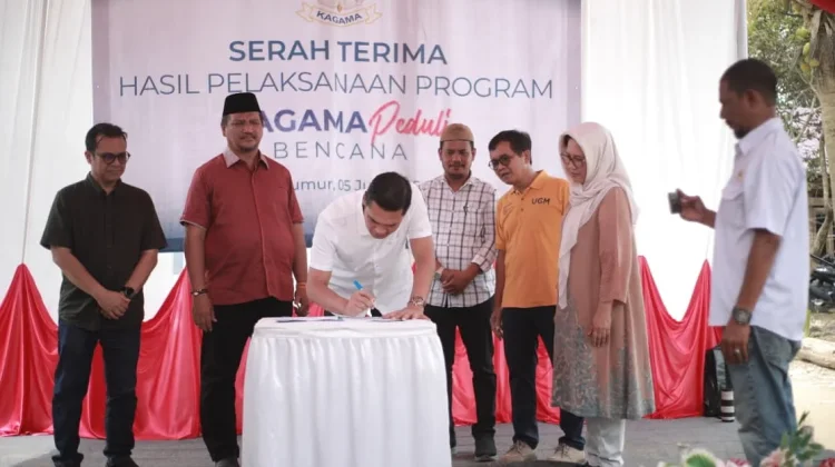 Tinjau Pedalaman Aceh Tamiang, KAGAMA Serahkan 26 Huntara Korban Bencana Banjir