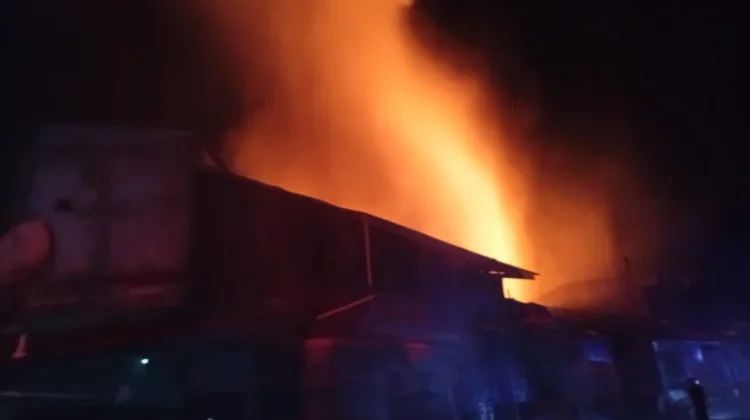 Kebakaran di Sinabang Hanguskan Losmen, Rumah dan Dua Tempat Usaha