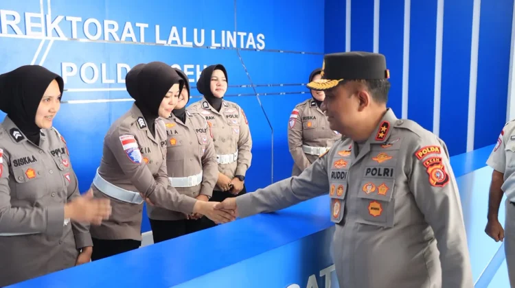 Kunjungi Ditlantas Polda Aceh, Kapolda Minta Tingkatkan Kualitas Pelayanan