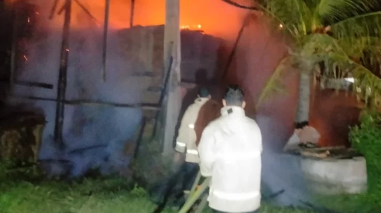 Dapur Bata di Kajhu Aceh Besar Ludes Terbakar