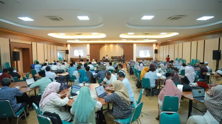 Ratusan Dosen UIN Ar-Raniry Ikuti Sosialisasi BKD Melalui Sister