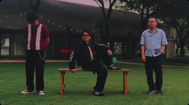 Peraukertas Usung Retrowave dengan Semangat "Rock Motivasi"