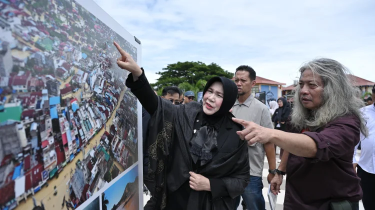 PFI Gelar Pameran Foto "Prahara Pulau Emas" di Banda Aceh