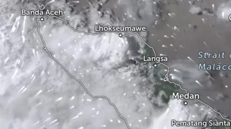 Awan Cumulonimbus Mengarah ke Aceh, Waspada Hujan dan Angin Kencang