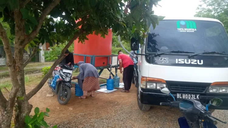 PDAM Tirta Mountala Suplai 270 Ribu Liter Air dalam Sepekan atasi Kekeringan