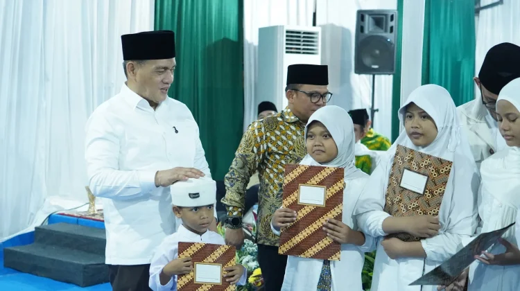 Wamenag Dorong Kepedulian terhadap Anak Yatim dalam Peringatan Maulid