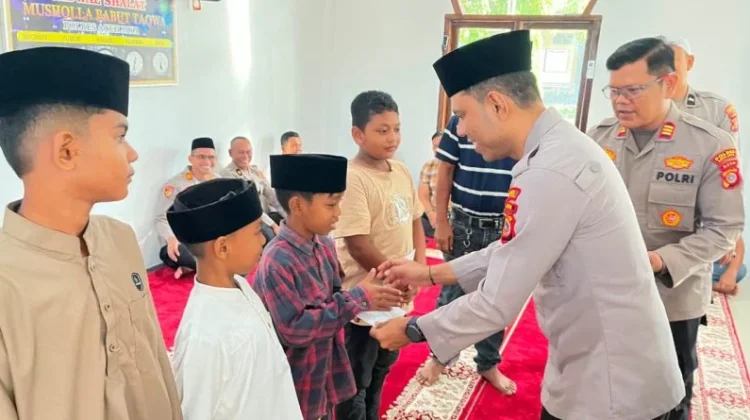 Polres Aceh Jaya Santuni Anak Yatim dalam Peringatan Maulid
