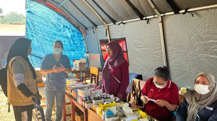 Tim USK Berikan Layanan Medis dan Pendampingan Trauma Korban Gempa di NTT