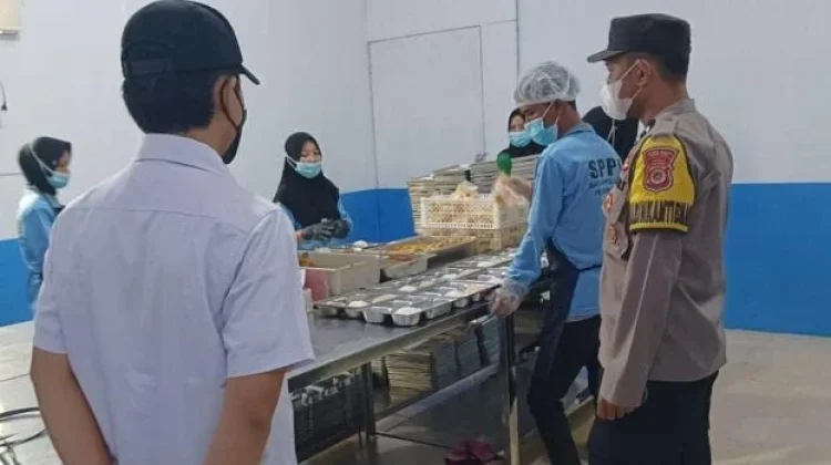 Polsek Teunom Tinjau SPPG Pastikan Keamanan Pangan MBG