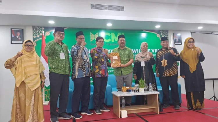 Rektor UIN Ar-Raniry Jabat Ketua ICMI Aceh Periode 2026-2031