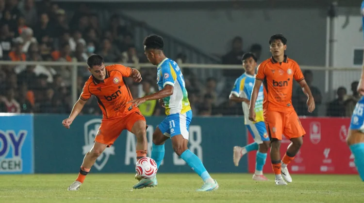 Persiraja Tumbang 0-1 dari Semen Padang di Laga Perdana