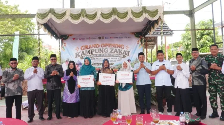 Kemenag Banda Aceh Resmikan Kampung Zakat di Alue Deah Teungoh