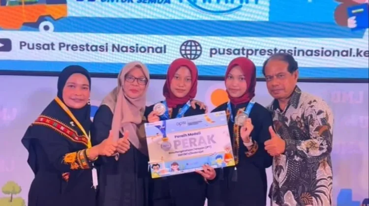 Siswi MTsN 1 Banda Aceh Raih Perak pada OPSI Kemendikdasmen