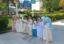KIDDOS English School Gelar Pembelajaran Ramadan di Masjid Raya