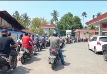Antrean BBM di Banda Aceh Mengular