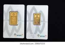 Harga Emas Antam Hari ini Turun Rp40 Ribu