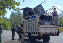 Satpol PP Angkut Puluhan Lapak Dagangan PKL di Banda Aceh