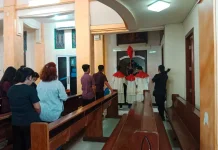 Umat Katolik Banda Aceh Peringati Jumat Agung di Paroki Hati Kudus Yesus