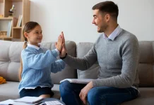Orang Tua tidak Boleh Biarkan Anak Kecanduan Gadget