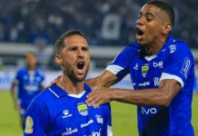 Persaingan Liga 1 Memanas, Persib Masih Kokoh di Puncak Klasemen