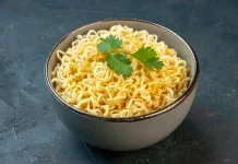 Bahaya Makan Mie Instan, Begini Dampak Jangka Panjang