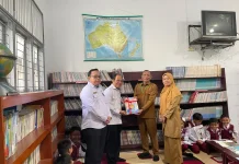 Kemendikdasmen Salurkan 4.000 Buku untuk Sekolah Terdampak Bencana di Aceh