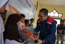 Hutama Karya Bantu Pulihkan Pendidikan dan Semangat Belajar setelah Banjir