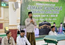 Wabup Aceh Besar Antar Keberangkatan Calon Jamaah Haji Kloter II di Masjid Sibreh