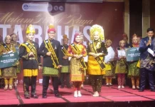 Unggul dari Empat Pasangan, Urfan dan Cici Lestari Jadi Duta Bahasa Aceh 2026