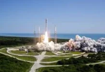 Menilik Sejarah Panjang Satelit Indonesia
