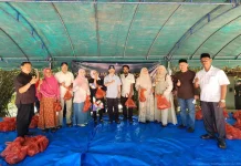 Kementerian Hukum Aceh Salurkan Ratusan Paket Daging Kurban