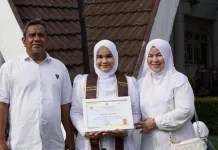 Urwatil Wusqa Jadi Lulusan Terbaik FAH UIN Ar-Raniry