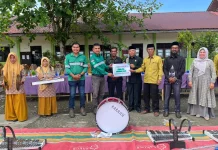 MTsN 2 Nagan Raya Terima Bantuan Marching Band