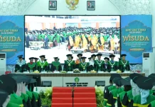 Rektor UIN Ar-Raniry Ingatkan Wisudawan "AI Bukan Pengganti Guru"